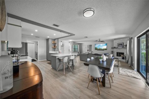 Casa en venta en Sarasota, Florida, 3 dormitorios, 151.43 m2 № 1866921 - foto 11