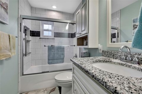 House in Spring Hill, Florida 2 bedrooms, 106.47 sq.m. № 1608176 - photo 14