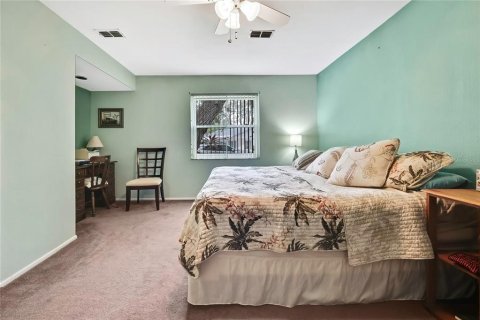 House in Spring Hill, Florida 2 bedrooms, 106.47 sq.m. № 1608176 - photo 11