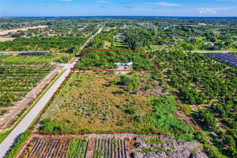 Commercial property in Homestead, Florida № 1868129 - photo 8