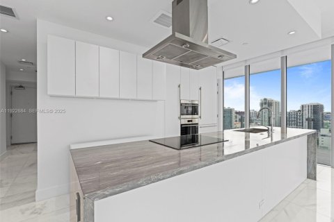 Copropriété à louer à Miami, Floride: 2 chambres, 102.66 m2 № 1976696 - photo 6