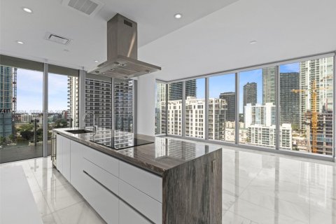 Copropriété à louer à Miami, Floride: 2 chambres, 102.66 m2 № 1976696 - photo 5
