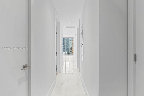 Copropriété à louer à Miami, Floride: 2 chambres, 102.66 m2 № 1976696 - photo 10