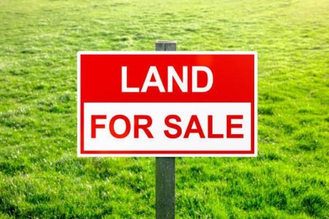 Commercial property in Vero Beach, Florida № 2401374 - photo 2