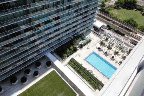 Condominio en alquiler en Miami, Florida, 1 dormitorio, 65.68 m2 № 1888885 - foto 11