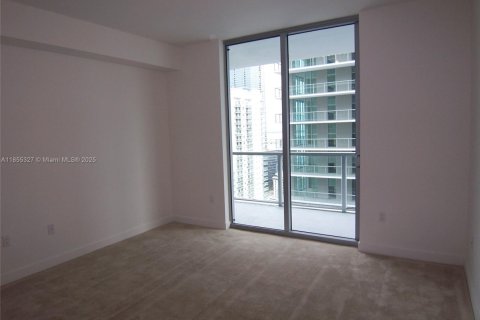 Condominio en alquiler en Miami, Florida, 1 dormitorio, 65.68 m2 № 1888885 - foto 7