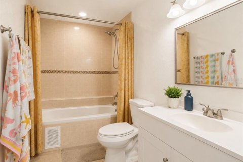 Casa en venta en Palm Coast, Florida, 4 dormitorios, 340.77 m2 № 2207813 - foto 14