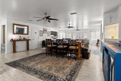 Casa en venta en Palm Coast, Florida, 4 dormitorios, 340.77 m2 № 2207813 - foto 7