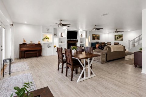 Casa en venta en Palm Coast, Florida, 4 dormitorios, 340.77 m2 № 2207813 - foto 5