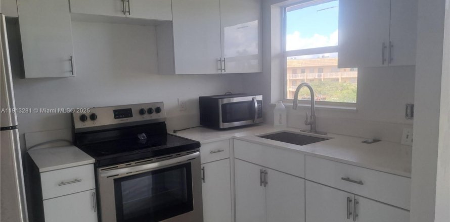 Condo à Sunrise, Floride, 2 chambres № 1969406