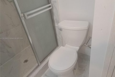 Copropriété à louer à Sunrise, Floride: 2 chambres, 78.97 m2 № 1969406 - photo 10