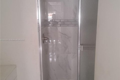 Copropriété à louer à Sunrise, Floride: 2 chambres, 78.97 m2 № 1969406 - photo 9