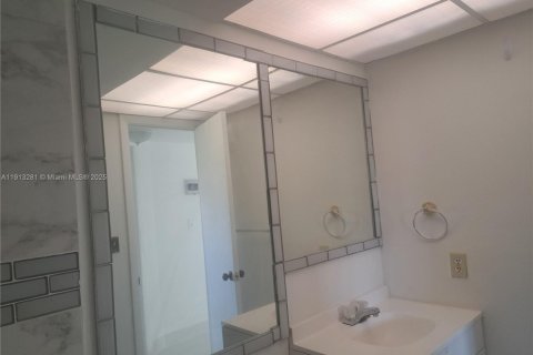 Copropriété à louer à Sunrise, Floride: 2 chambres, 78.97 m2 № 1969406 - photo 8