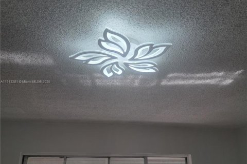 Copropriété à louer à Sunrise, Floride: 2 chambres, 78.97 m2 № 1969406 - photo 18