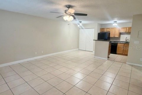 Copropriété à louer à Altamonte Springs, Floride: 2 chambres, 85.84 m2 № 2356322 - photo 4