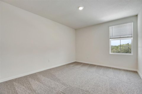House in Mount Dora, Florida 4 bedrooms, 253.16 sq.m. № 1908734 - photo 25