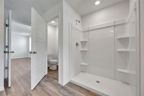 Casa en venta en Mount Dora, Florida, 4 dormitorios, 253.16 m2 № 1908734 - foto 23