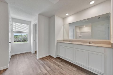 House in Mount Dora, Florida 4 bedrooms, 253.16 sq.m. № 1908734 - photo 22