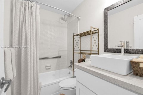 Copropriété à louer à Fort Lauderdale, Floride: 1 chambre, 62.71 m2 № 2168162 - photo 12
