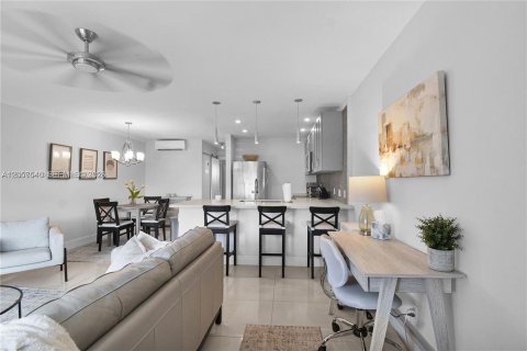 Copropriété à louer à Fort Lauderdale, Floride: 1 chambre, 62.71 m2 № 2168162 - photo 7