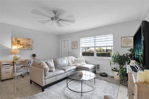 Copropriété à louer à Fort Lauderdale, Floride: 1 chambre, 62.71 m2 № 2168162 - photo 8