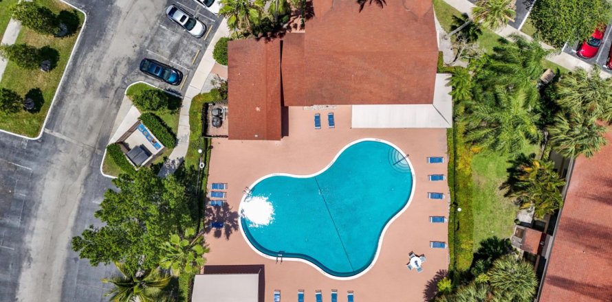 Condominio en Coconut Creek, Florida, 2 dormitorios № 1221364