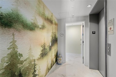 Condo in Miami, Florida, 3 bedrooms  № 2018177 - photo 26