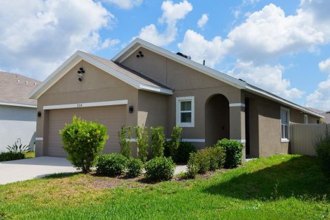 House in SOUTHSHORE BAY in Wimauma, Florida 3 bedrooms, 139.73 sq.m. № 2229455