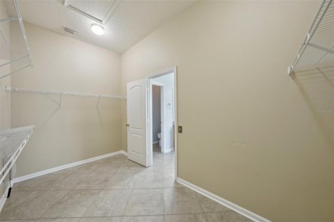 Villa ou maison à vendre à Wesley Chapel, Floride: 4 chambres, 207.73 m2 № 1744115 - photo 25