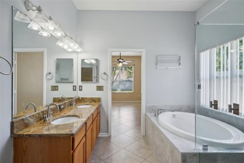 Villa ou maison à vendre à Wesley Chapel, Floride: 4 chambres, 207.73 m2 № 1744115 - photo 24