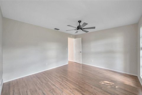 Villa ou maison à louer à Clearwater, Floride: 2 chambres, 143.53 m2 № 2339690 - photo 21
