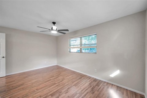 Villa ou maison à louer à Clearwater, Floride: 2 chambres, 143.53 m2 № 2339690 - photo 15