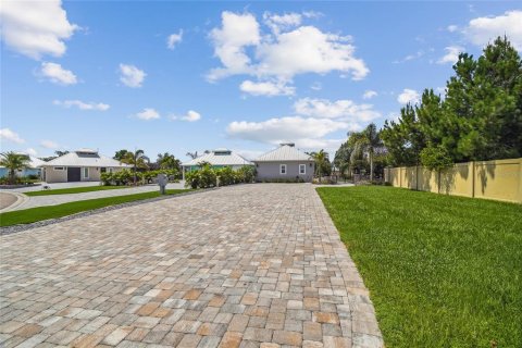 Casa en venta en Arcadia, Florida, 1 dormitorio, 69.68 m2 № 1901228 - foto 2