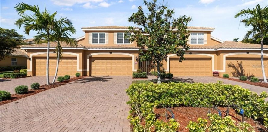 Condo in Bradenton, Florida, 3 bedrooms  № 2233249
