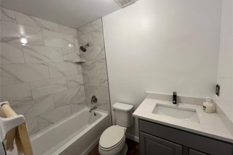 Villa ou maison à vendre à Apopka, Floride: 3 chambres, 98.85 m2 № 2141968 - photo 5