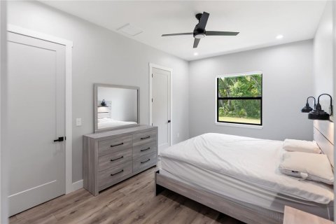 Casa en venta en Port Charlotte, Florida, 4 dormitorios, 216.18 m2 № 1866877 - foto 17