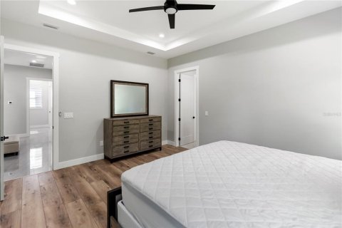 Casa en venta en Port Charlotte, Florida, 4 dormitorios, 216.18 m2 № 1866877 - foto 21