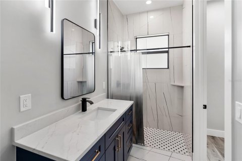 Casa en venta en Port Charlotte, Florida, 4 dormitorios, 216.18 m2 № 1866877 - foto 16