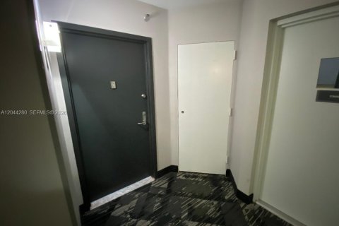 Copropriété à vendre à Aventura, Floride: 2 chambres, 109.72 m2 № 2173673 - photo 14