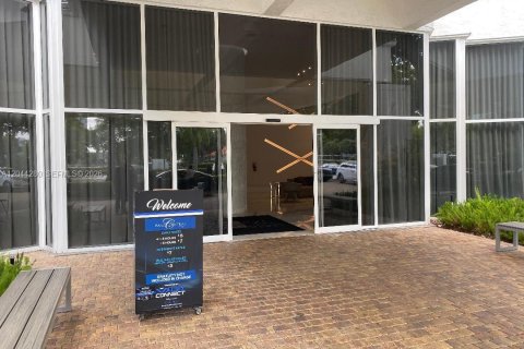 Copropriété à vendre à Aventura, Floride: 2 chambres, 109.72 m2 № 2173673 - photo 4
