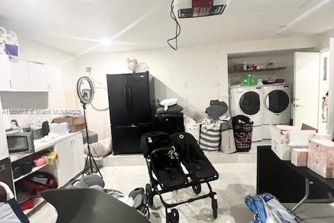 Casa en venta en Hollywood, Florida, 3 dormitorios, 153.1 m2 № 1939413 - foto 15