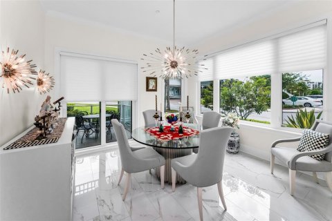 Adosado en venta en Clearwater, Florida, 3 dormitorios, 307.13 m2 № 1898840 - foto 12