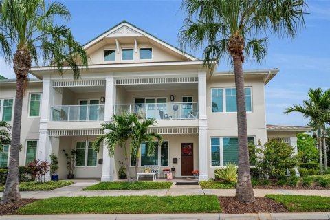 Adosado en venta en Clearwater, Florida, 3 dormitorios, 307.13 m2 № 1898840 - foto 2