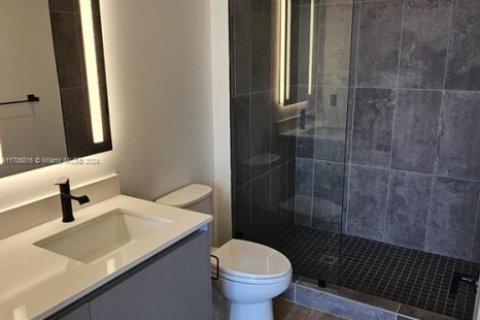 Appartement à louer à Fort Lauderdale, Floride: 2 chambres, 86.21 m2 № 1694934 - photo 4