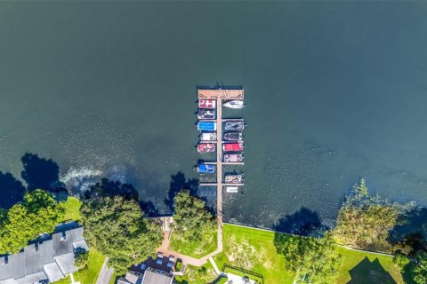 Condo in Tarpon Springs, Florida, 2 bedrooms № 2349615 - photo 8