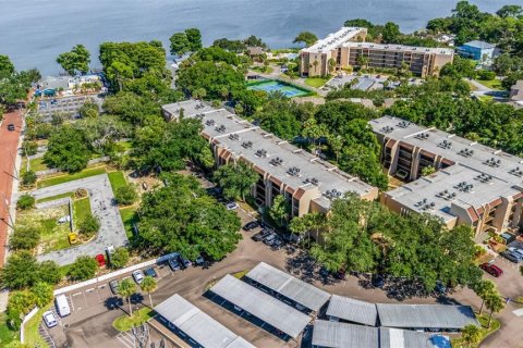 Condo in Tarpon Springs, Florida, 2 bedrooms № 2349615 - photo 3