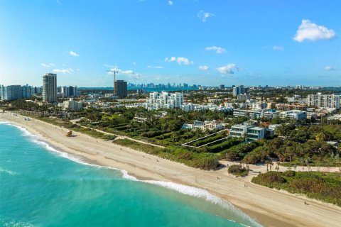 Casa en venta en Miami Beach, Florida, 5 dormitorios, 213.02 m2 № 1729398 - foto 7