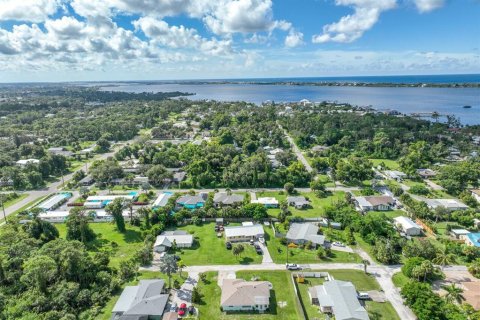 House in Englewood, Florida 2 bedrooms, 120.22 sq.m. № 1906083 - photo 8