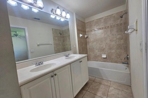 Casa en venta en Port St. Lucie, Florida, 4 dormitorios, 180.04 m2 № 2382069 - foto 26