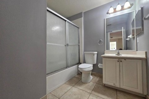 Casa en venta en Port St. Lucie, Florida, 4 dormitorios, 180.04 m2 № 2382069 - foto 15
